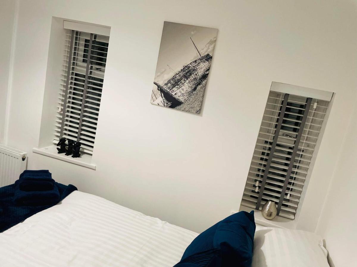 Luxury Suite 3 Bed Apartment Sleeps 6-8 Blackpool Eksteriør bilde