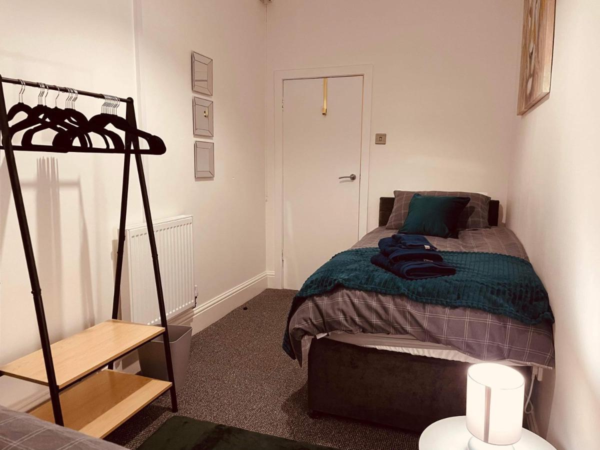 Luxury Suite 3 Bed Apartment Sleeps 6-8 Blackpool Eksteriør bilde