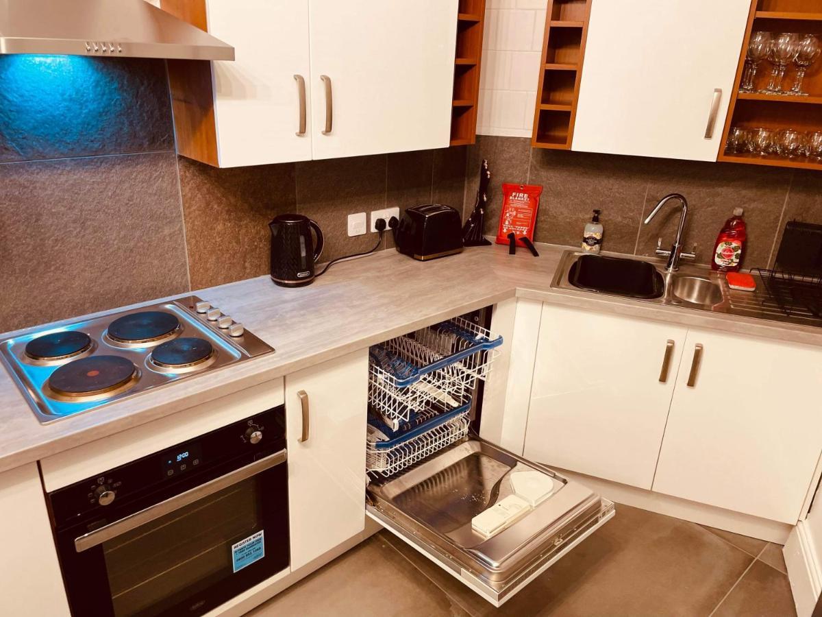 Luxury Suite 3 Bed Apartment Sleeps 6-8 Blackpool Eksteriør bilde